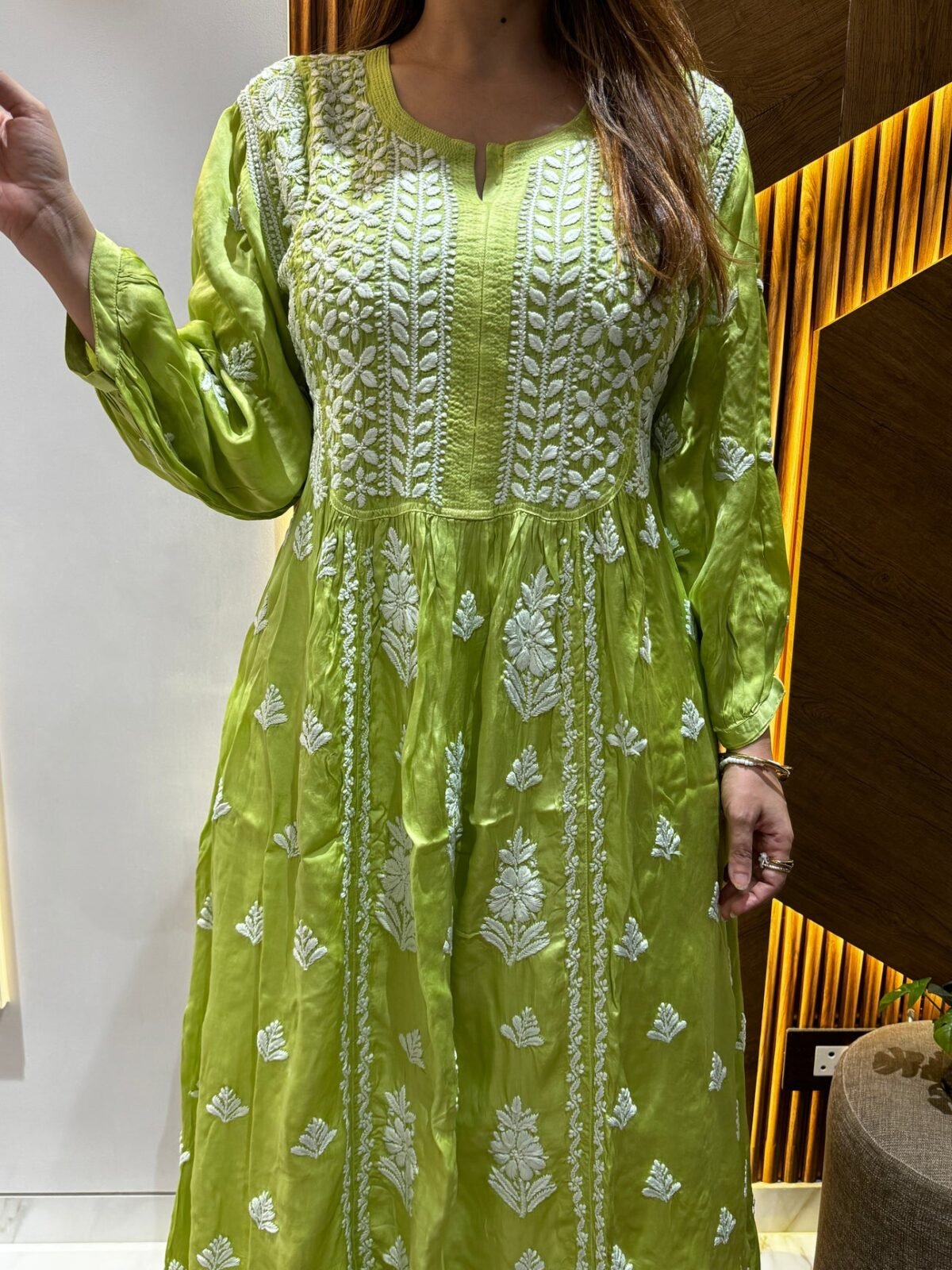 Ari Terquoise Lillen Kurta Pant Set With Computer Embroidered Work - Image 7